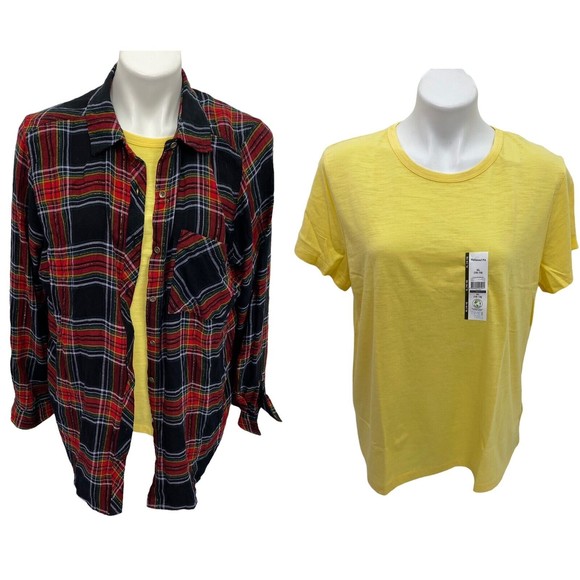 Maurices Womens Button Up Top Size 1x Black Red Metallic Plaid Pocket Holiday - Picture 1 of 12